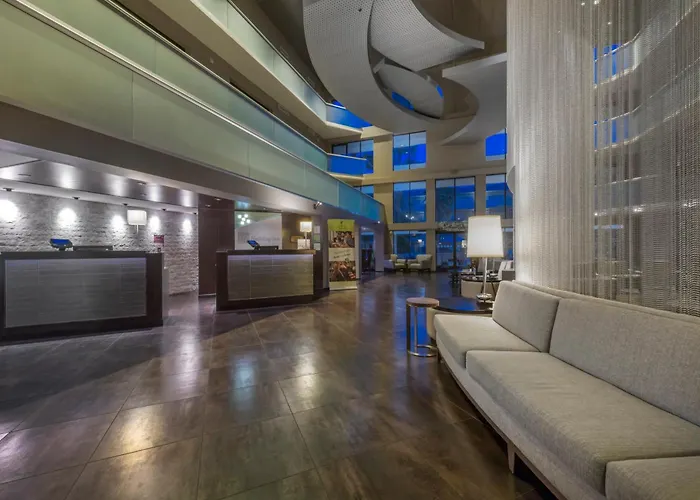 Hotel And Airport North By Ihg
