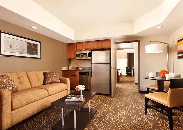 And Airport North By Ihg Hotel Phoenix