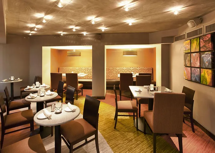 Hotel And Airport North By Ihg