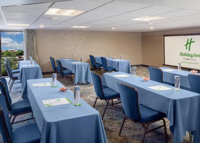 Hotel And Airport North By Ihg Phoenix