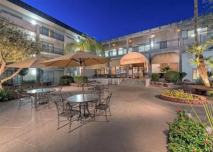 Hotel And Airport North By Ihg Phoenix