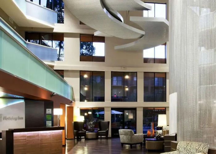 And Airport North By Ihg